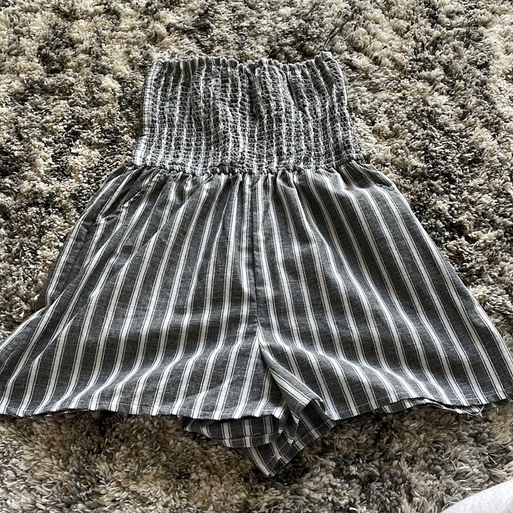 Love Tree strapless romper